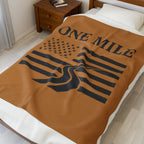One Mile American Flag Velveteen Plush Blanket – Route Graphic Cozy Throw