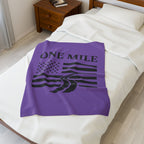 One Mile American Flag Velveteen Plush Blanket – Route Graphic Cozy Throw