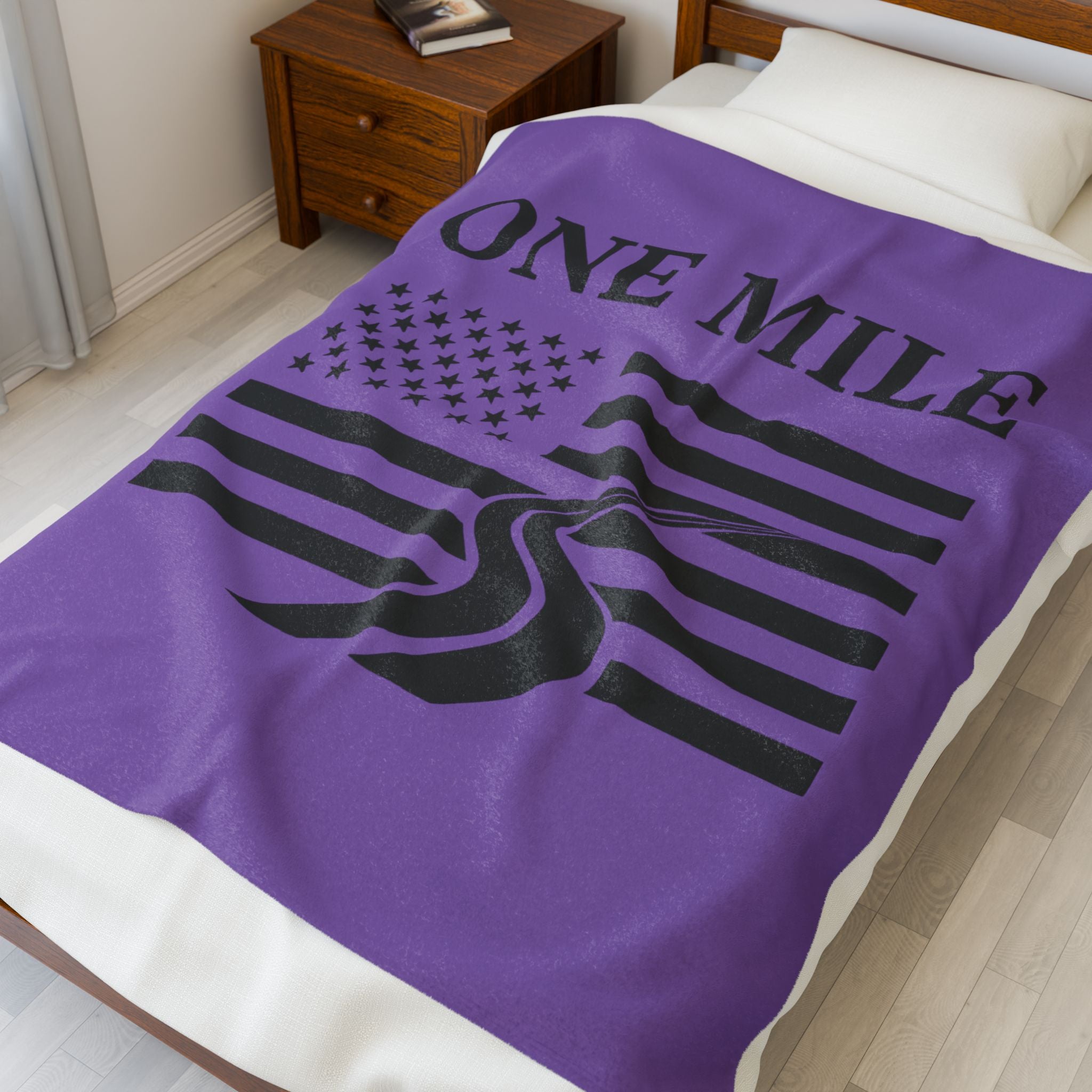 One Mile American Flag Velveteen Plush Blanket – Route Graphic Cozy Throw