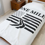 One Mile American Flag Velveteen Plush Blanket – Route Graphic Cozy Throw