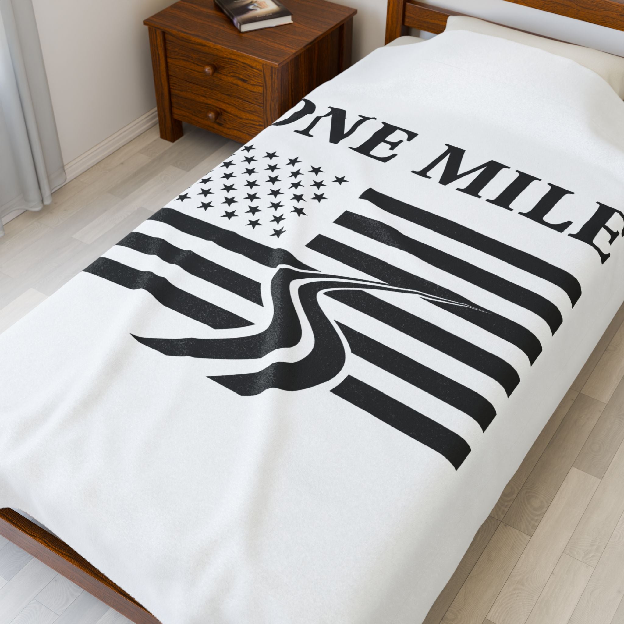 One Mile American Flag Velveteen Plush Blanket – Route Graphic Cozy Throw