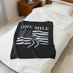 One Mile American Flag Velveteen Plush Blanket – Route Graphic Cozy Throw