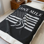 One Mile American Flag Velveteen Plush Blanket – Route Graphic Cozy Throw
